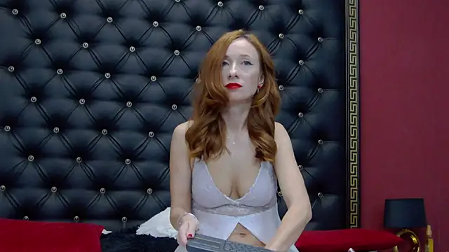 Snapshot of AnneHove chatting on 17, 1, 2025 AnneHove online show from 17, 1, 2025