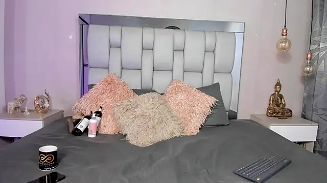 SusanBenett online show from 8, 2, 2026