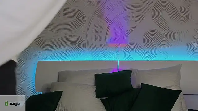 katty  cat online show from 29, 1, 2025