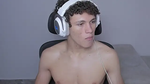 laurent nova online show from 4, 10, 2025