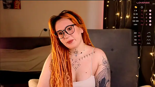 The Full Red Moon online show from 28, 11, 2025