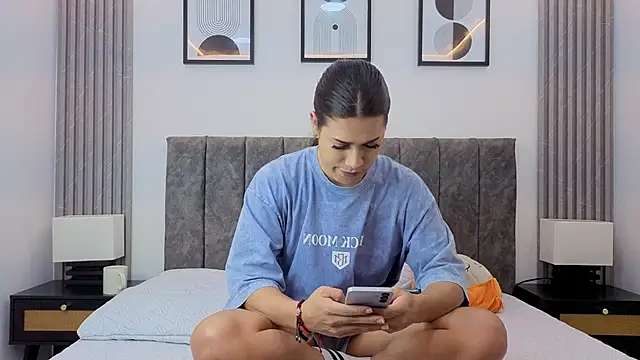 Luciana Ortiz1 online show from 24, 2, 2026