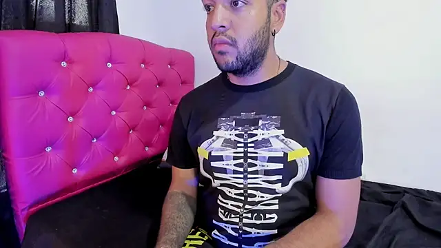 Snapshot of katia__dann chatting on 6, 1, 2025 katia dann online show from 6, 1, 2025