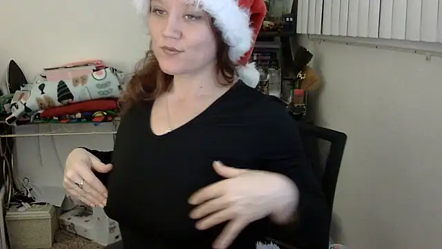 Snapshot of ziggyspice chatting on 19, 12, 2024 ziggyspice online show from 19, 12, 2024