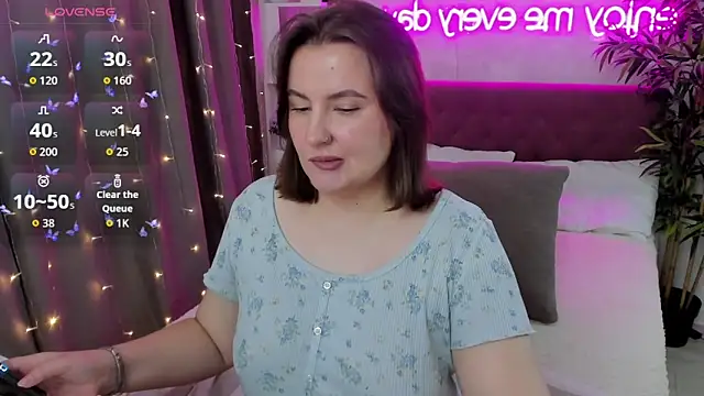 FeralPeach online show from 15, 10, 2025