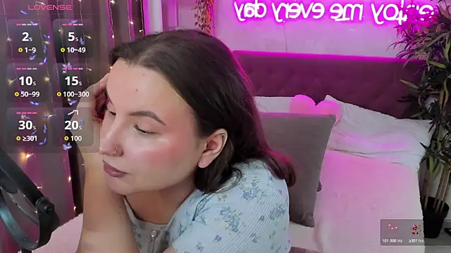 FeralPeach online show from 8, 3, 2026