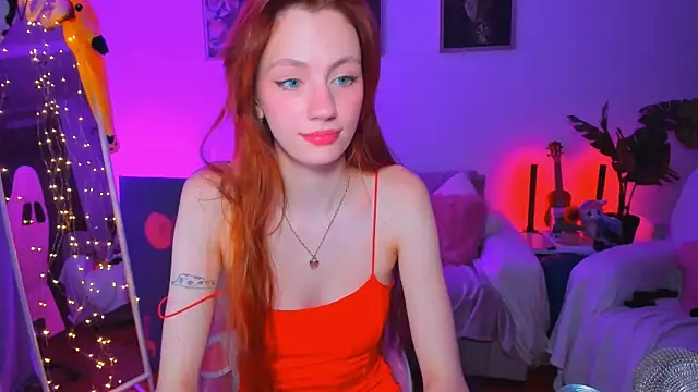 Alyssa Smitt online show from 29, 9, 2025