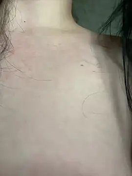 Mia Mayer online show from 24, 2, 2025