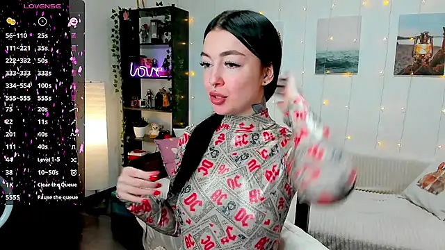 Snapshot of Magic_Allie chatting on 17, 2, 2025 Magic Allie online show from 17, 2, 2025