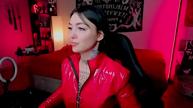 Snapshot of Magic_Allie chatting on 7, 7, 2026 Magic Allie online show from 7, 7, 2026