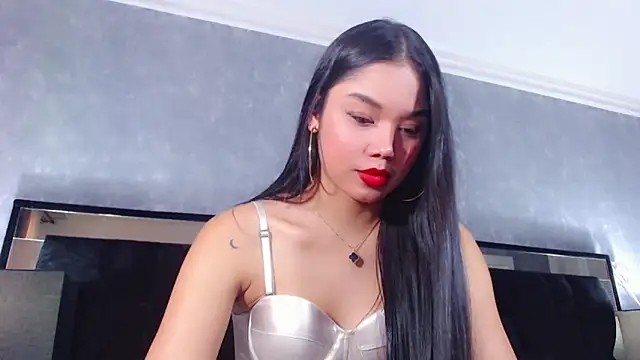 Snapshot of JasmineMoore chatting on 1, 2, 2025 JasmineMoore online show from 1, 2, 2025