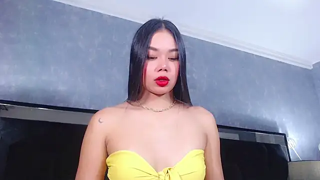 Snapshot of JasmineMoore chatting on 11, 2, 2025 JasmineMoore online show from 11, 2, 2025