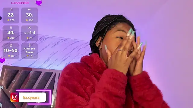 Queen perla  online show from 18, 9, 2025