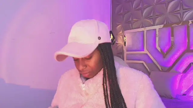 Queen perla  online show from 20, 3, 2026