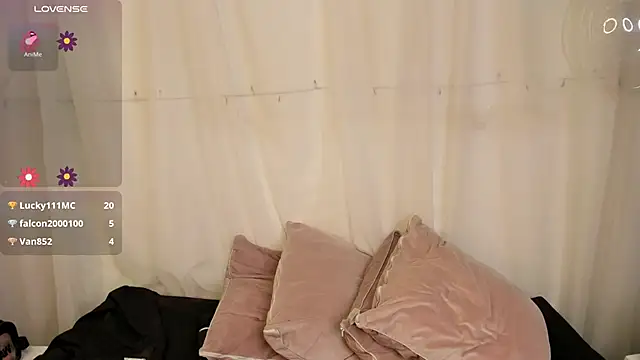 Snapshot of samantha-black chatting on 30, 1, 2025 samantha-black online show from 30, 1, 2025