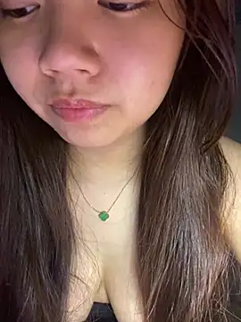 Hotellinh12 online show from 23, 2, 2025