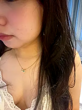 Hotellinh12 online show from 13, 9, 2025