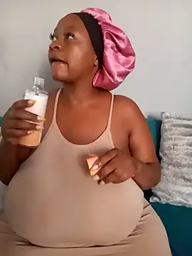 Chubbykarisma27 online show from 11, 12, 2024