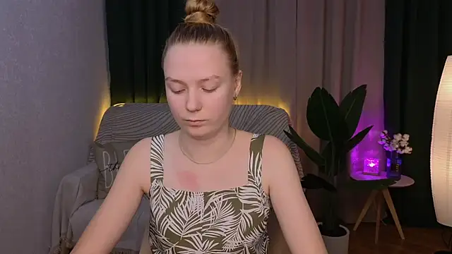 CarolynCohen   online show from 2, 12, 2024