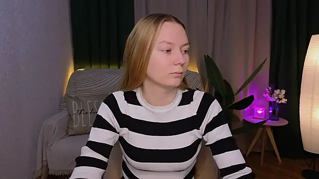 CarolynCohen   online show from 5, 12, 2024