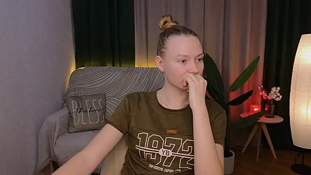 CarolynCohen   online show from 6, 12, 2024