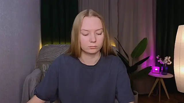 CarolynCohen   online show from 19, 1, 2025