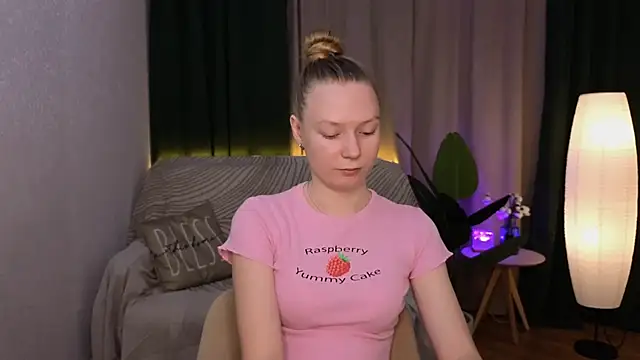 CarolynCohen   online show from 30, 1, 2025