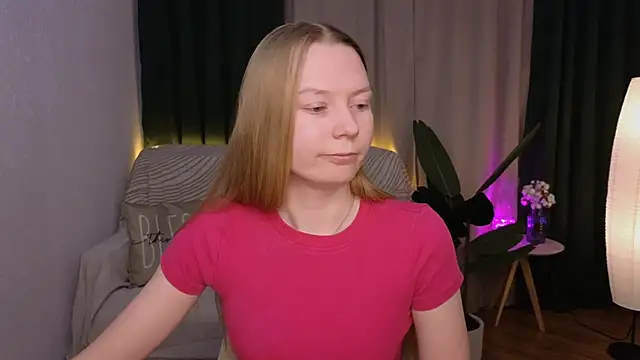 CarolynCohen   online show from 24, 2, 2025