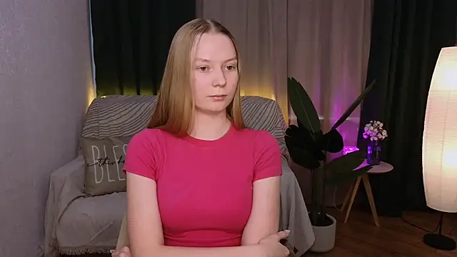 CarolynCohen   online show from 24, 2, 2025