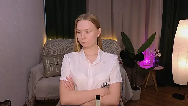 CarolynCohen   online show from 27, 2, 2025