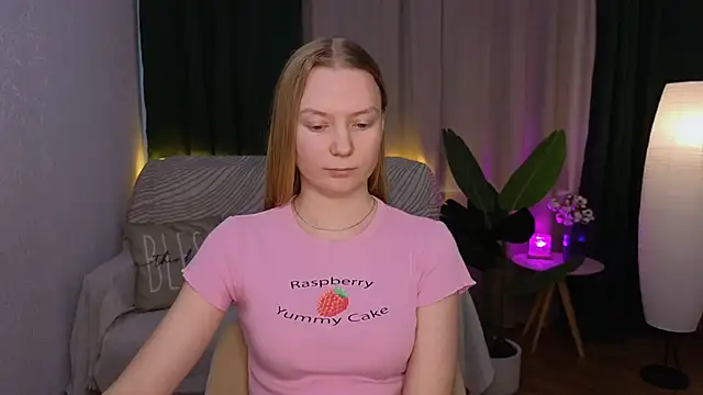 CarolynCohen   online show from 28, 2, 2025