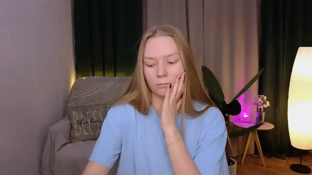 CarolynCohen   online show from 2, 3, 2025