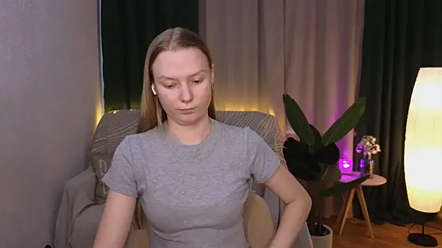 CarolynCohen   online show from 3, 3, 2025