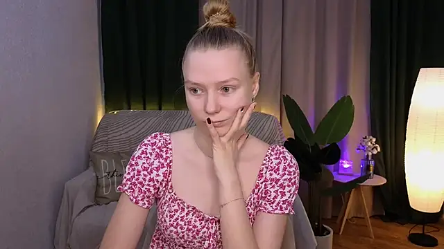 CarolynCohen   online show from 4, 3, 2025