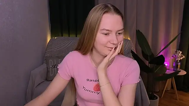 CarolynCohen   online show from 7, 3, 2025