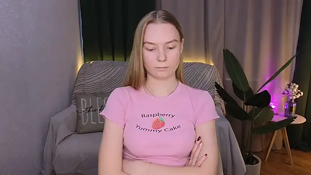 CarolynCohen   online show from 7, 3, 2025