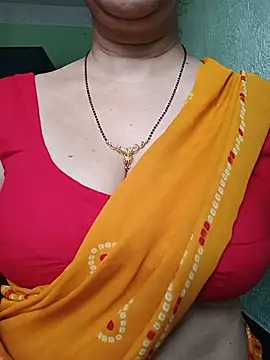 Snapshot of Rosy-B chatting on 17, 6, 2026 Rosy-B online show from 17, 6, 2026
