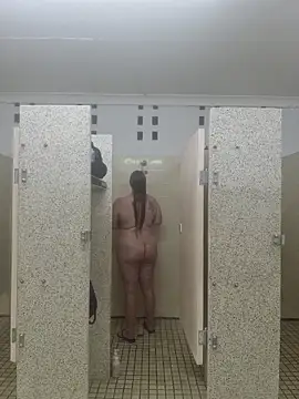 Snapshot of Off_the_Lesh chatting on 17, 11, 2025 Off the Lesh online show from 17, 11, 2025