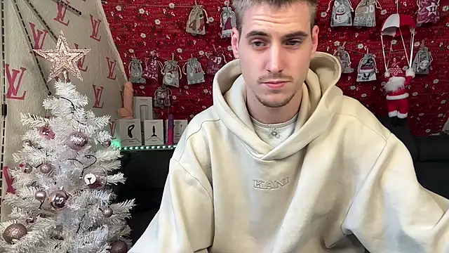 Cookieboy88 online show from 4, 12, 2025