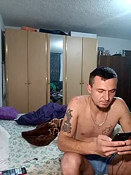 Snapshot of mayk18cm chatting on 30, 12, 2024 mayk18cm online show from 30, 12, 2024