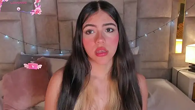 SofiScott  online show from 27, 1, 2025