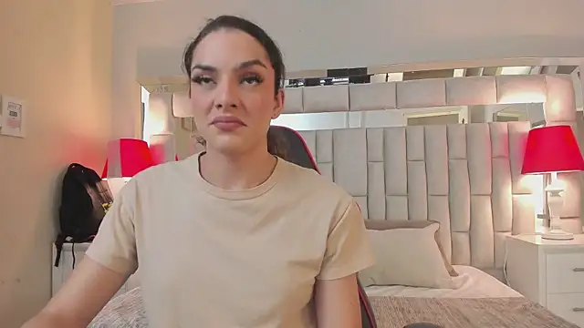 Snapshot of mariiahneedles chatting on 23, 10, 2025 mariiahneedles online show from 23, 10, 2025