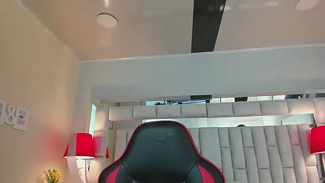 Snapshot of mariiahneedles chatting on 30, 10, 2025 mariiahneedles online show from 30, 10, 2025