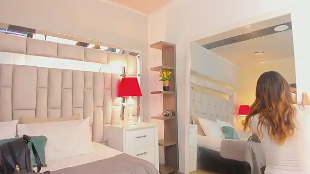 Snapshot of mariiahneedles chatting on 18, 11, 2025 mariiahneedles online show from 18, 11, 2025