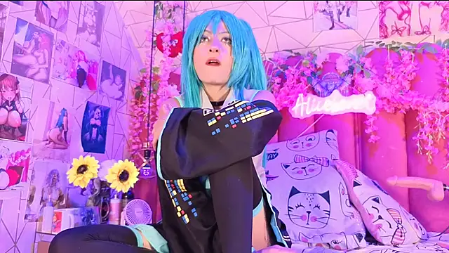 Alicebenett online show from 2, 11, 2025