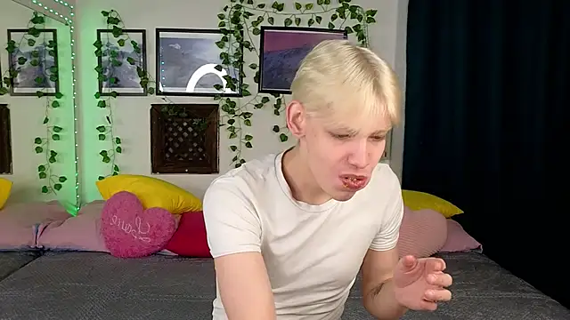 Nick Win online show from 4, 2, 2025