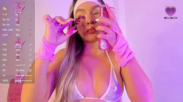 Snapshot of angel_rizzo_ chatting on 1, 2, 2025 angel rizzo online show from 1, 2, 2025