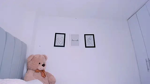 DannaHyde online show from 27, 1, 2025