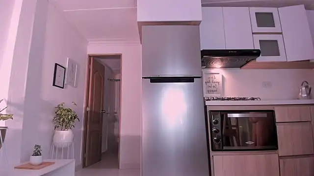 DannaHyde online show from 11, 2, 2025