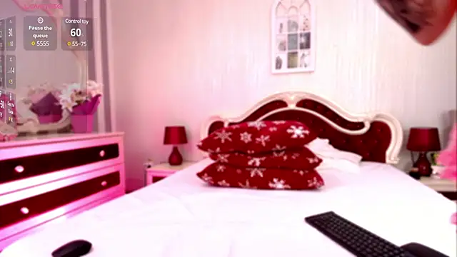 Snapshot of StacyLight chatting on 9, 2, 2025 StacyLight online show from 9, 2, 2025